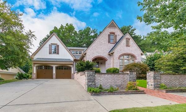 861 Village Greene NW, Marietta, GA 30064