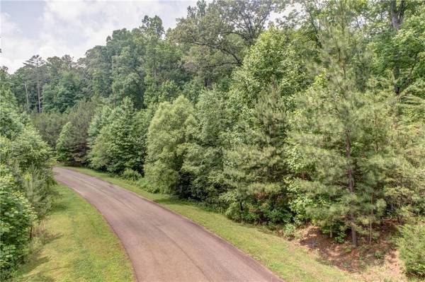 626 Cove Lake DR, Marble Hill, GA 30148