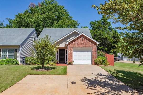 401 Erin CT, Villa Rica, GA 30180