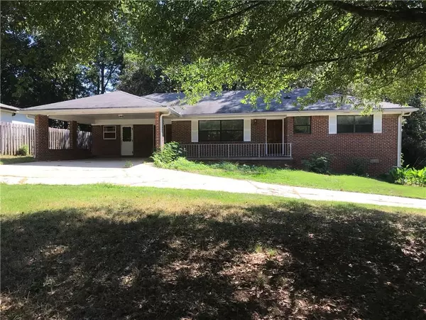 3332 Betty CIR, Decatur, GA 30032