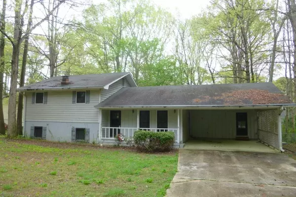 752 Maple DR, Riverdale, GA 30274