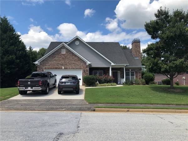 804 Villa DR, Loganville, GA 30052