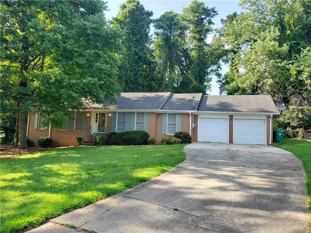 Stone Mountain, GA 30083,994 Vineyard CIR