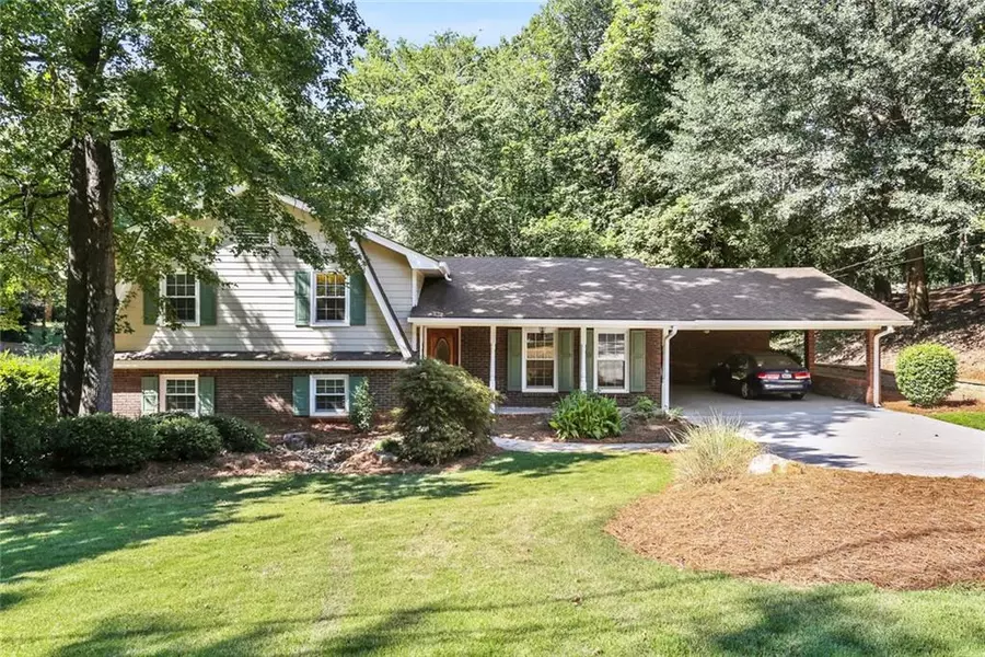 375 Lynne CIR, Alpharetta, GA 30009