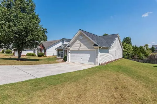 Hiram, GA 30141,114 Christopher DR