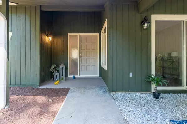 Peachtree City, GA 30269,403 Raintree BND