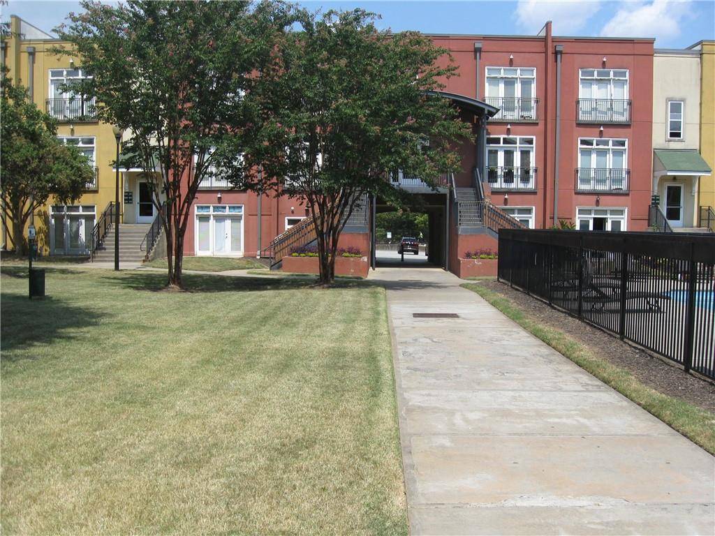 Atlanta, GA 30312,502 Pryor ST SW #320
