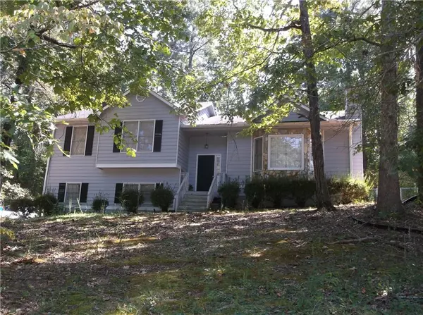 54 Blackberry CT, Douglasville, GA 30134