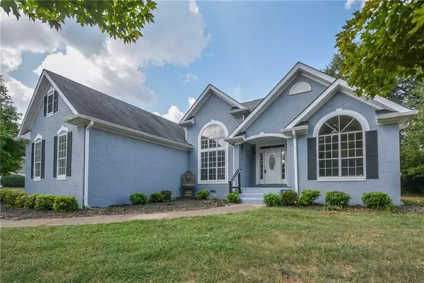 331 Waterfront DR, Mcdonough, GA 30253