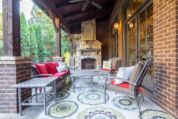Alpharetta, GA 30005,233 Hunley CT
