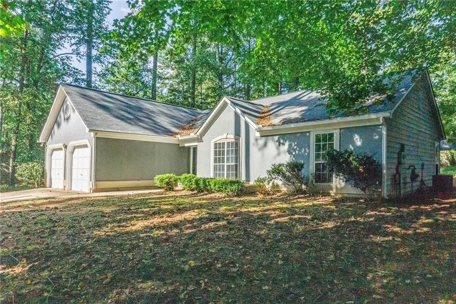 703 Paxton LN, Peachtree City, GA 30269