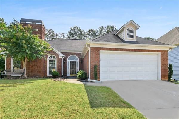 200 Glen Holly DR, Roswell, GA 30076