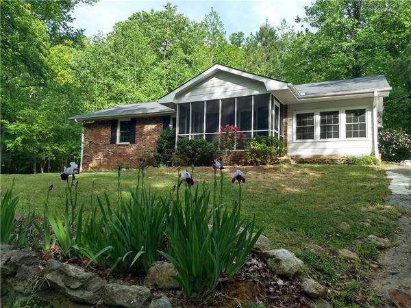 521 Mill Pond RD, Newborn, GA 30056