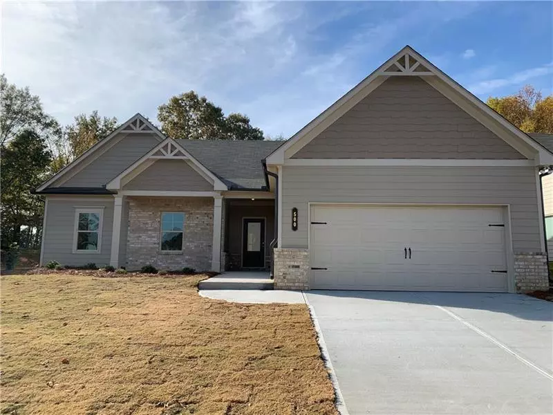 500 Brighton Park CIR, Hoschton, GA 30548