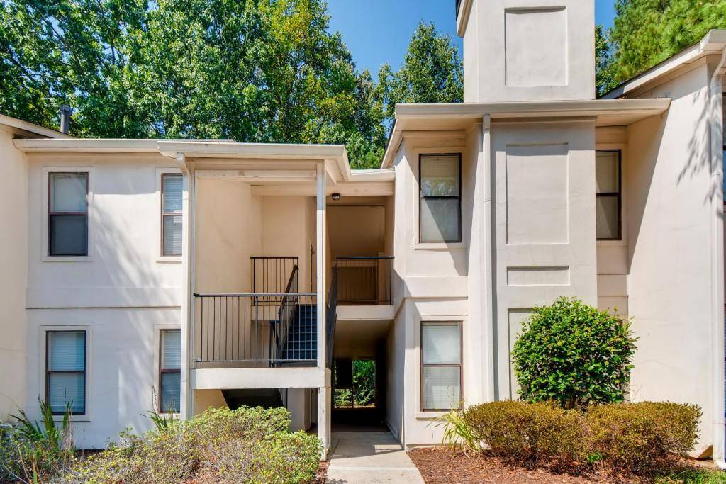 2011 Huntingdon #2011, Atlanta, GA 30350