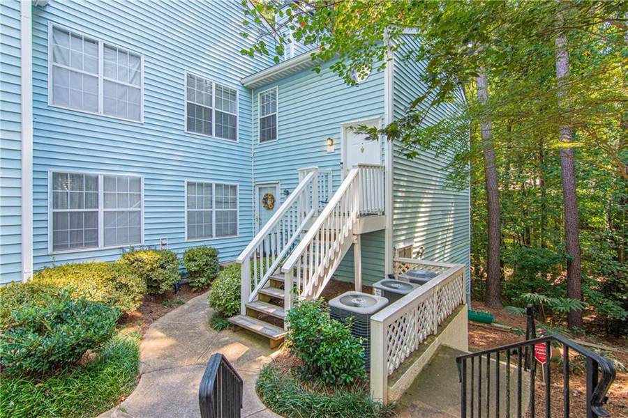 408 GLENLEAF DR, Peachtree Corners, GA 30092