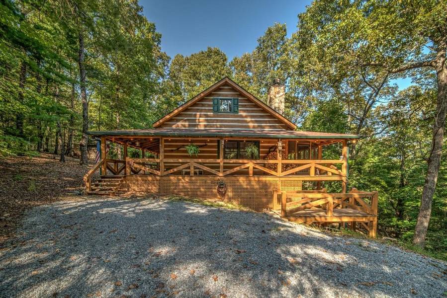 264 Long Ridge RD, Blue Ridge, GA 30513