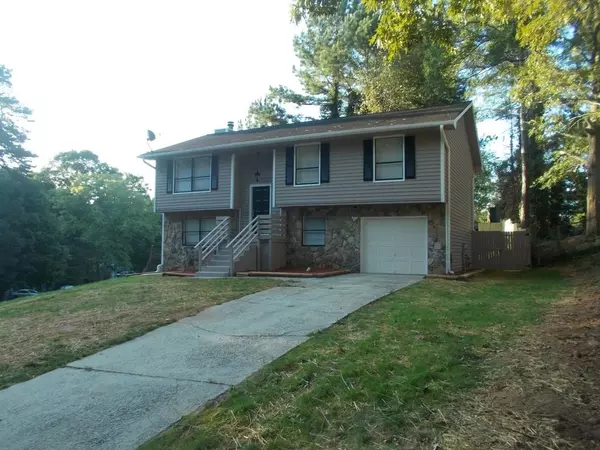 Riverdale, GA 30274,506 HAMLIN TRCE
