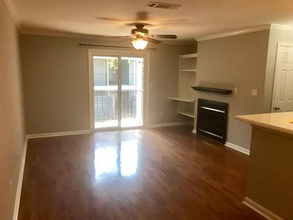 Atlanta, GA 30328,625 Granville CT #625