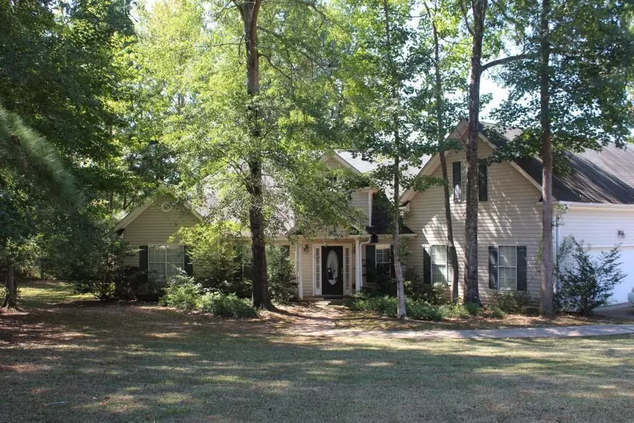 305 Lakefront DR, Mcdonough, GA 30253