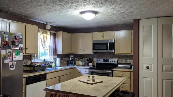 Roswell, GA 30076,1355 Parkmont DR