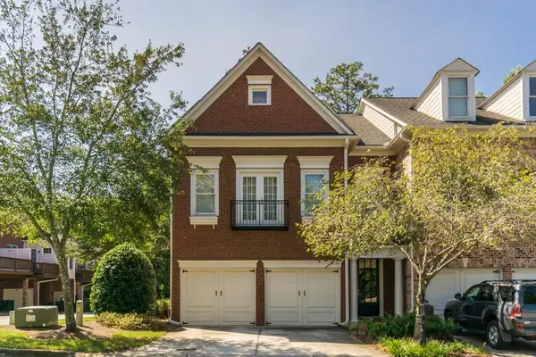 5601 WATERS EDGE TRL, Roswell, GA 30075