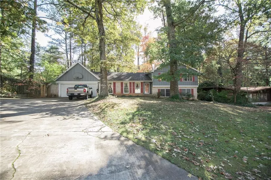 2483 STONINGTON RD, Dunwoody, GA 30338