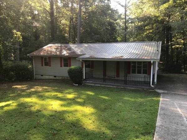 220 Pinehurst DR, Stockbridge, GA 30281