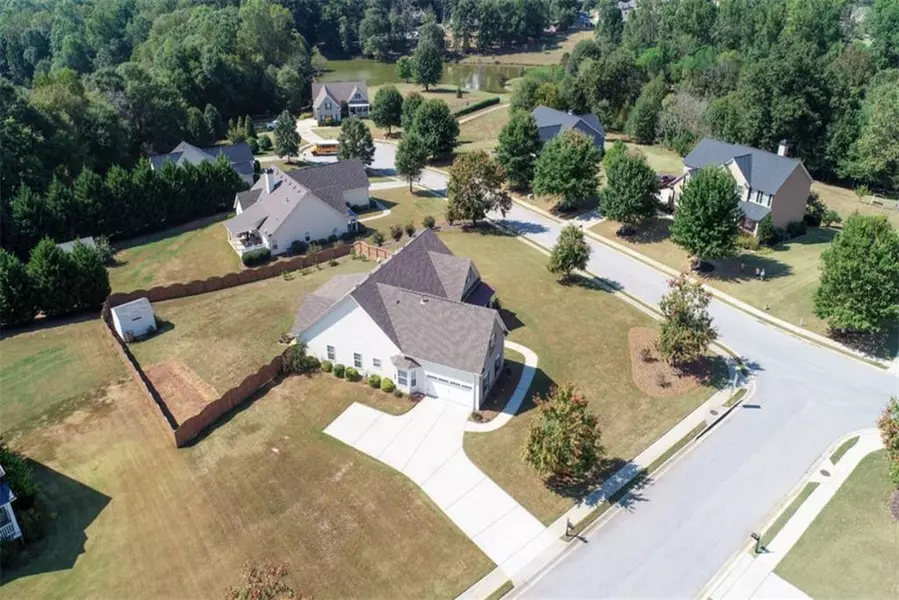 26 Kingston PL, Hoschton, GA 30548