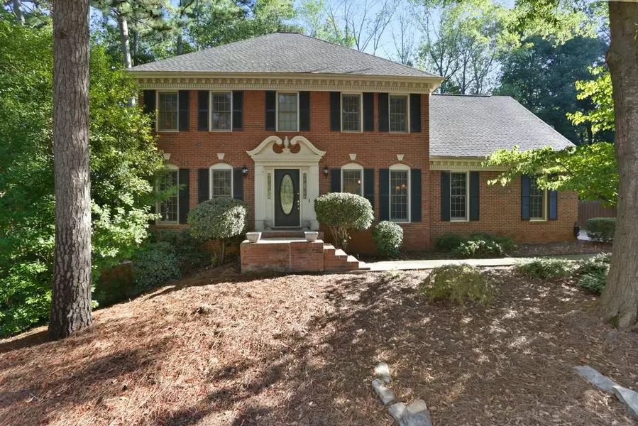 3031 Four Oaks DR, Dunwoody, GA 30360