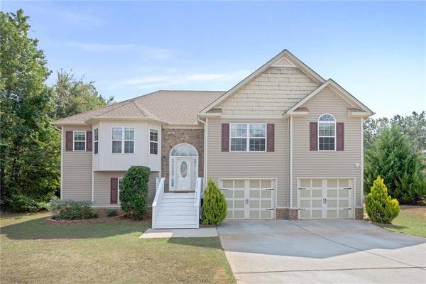 130 Rivercrest LN, Covington, GA 30016