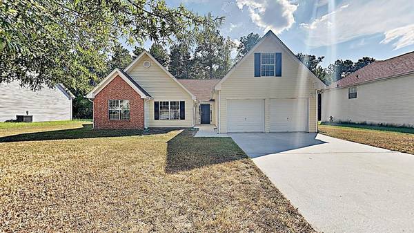 7619 Pond View LN, Lithonia, GA 30058