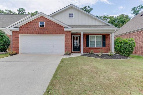 5553 Ashmoore CT, Flowery Branch, GA 30542