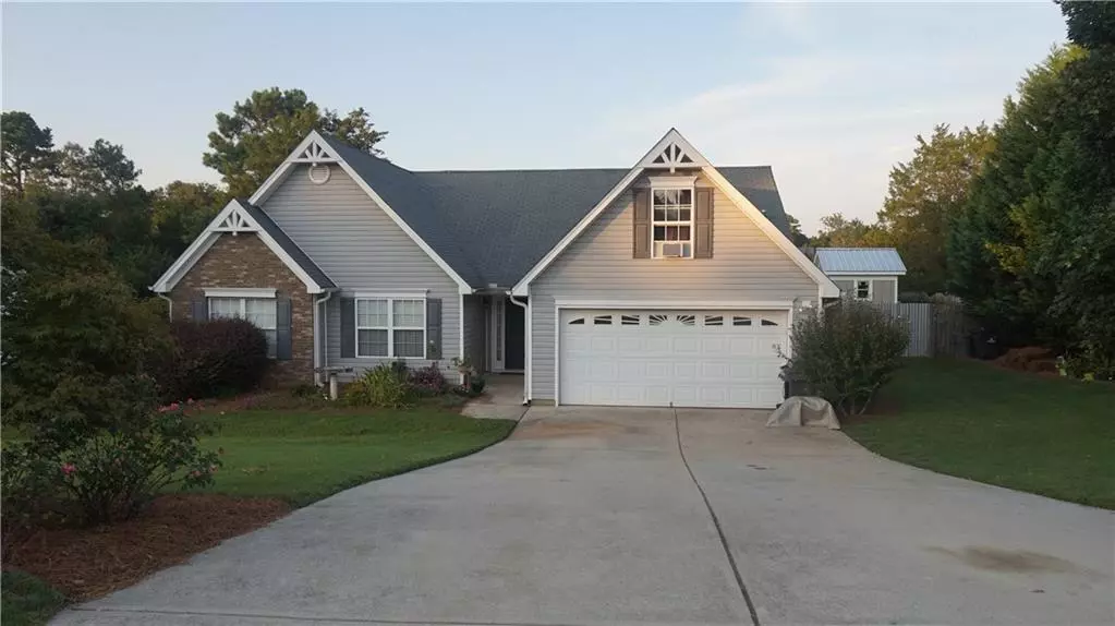 4142 Rocks LN, Loganville, GA 30052