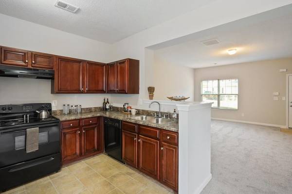 2293 Bigwood TRL #2293, College Park, GA 30349