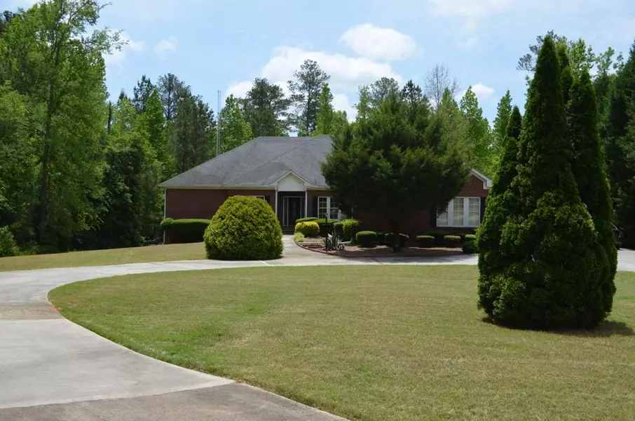 210 Tabor Forest DR, Oxford, GA 30054