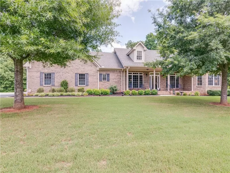 201 Sowell RD, Mcdonough, GA 30252