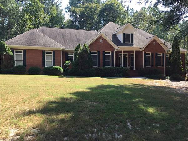 85 Highland Ridge LN, Oxford, GA 30054