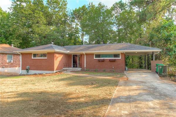 2853 Catalina DR, Decatur, GA 30032