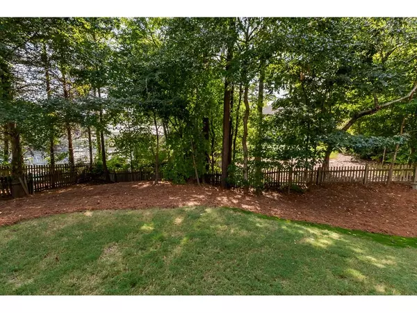 Alpharetta, GA 30005,360 Woods LN