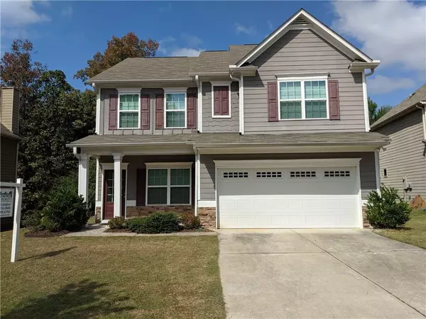 818 Pine LN, Lawrenceville, GA 30043