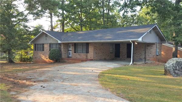 3695 Telstar DR, Ellenwood, GA 30294