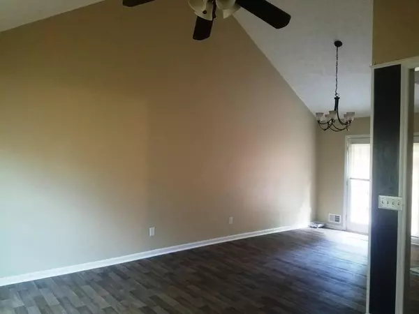 Lithonia, GA 30058,5659 Tunbridge Wells RD