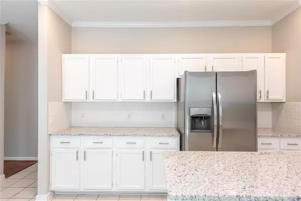 Johns Creek, GA 30022,5145 Firelight LN