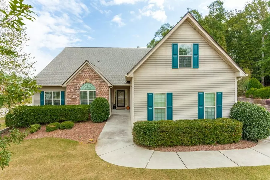 424 Laurel Oaks LN, Jefferson, GA 30549