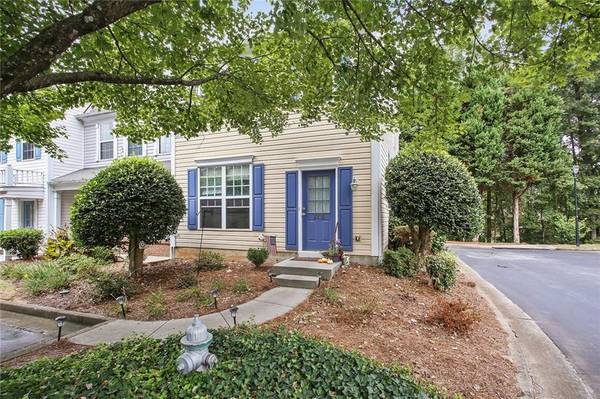 2220 Whitestone PL, Alpharetta, GA 30005