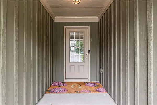 Lawrenceville, GA 30043,957 Pine LN