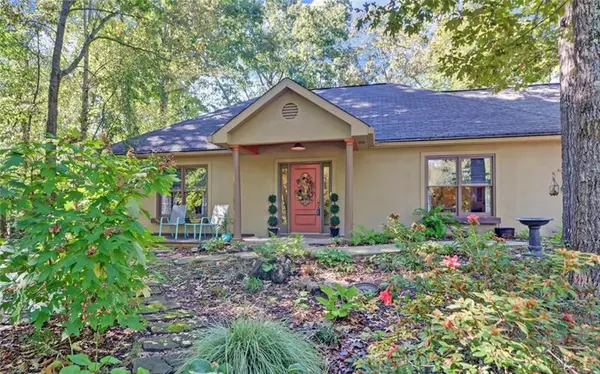 Cumming, GA 30040,3555 Cove Creek CT