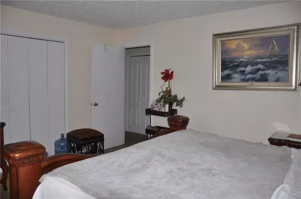 Hiram, GA 30141,132 Oak ST