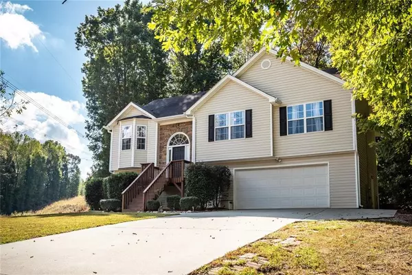 4490 Forrest Bend CT, Snellville, GA 30039